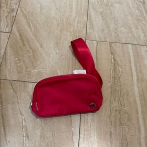 Lululemon everywhere belt bag, new. price tag removed, description tag attached